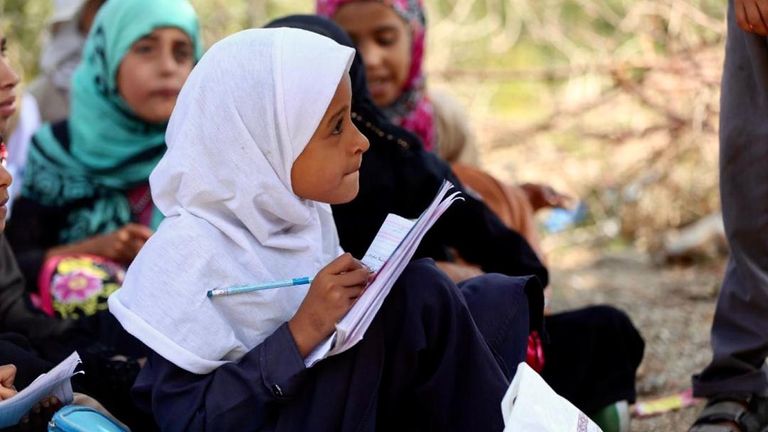 طلاب في اليمن