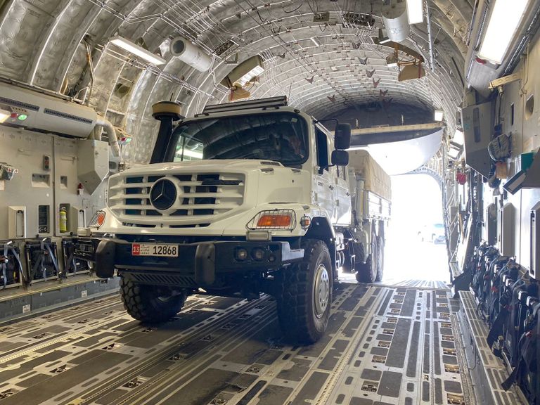 فريق الإمارات للبحث والإنقاذ يصل إلى ليبيا