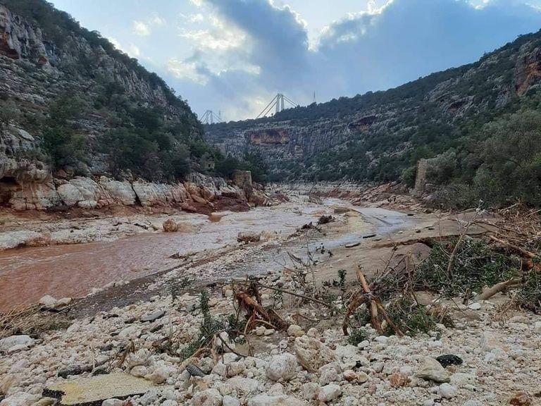 جانب من آثار الإعصار دانيال الذي ضرب شرقي ليبيا