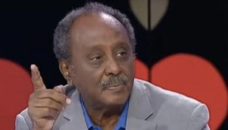 الشاعر السوداني هاشم صديق على عربة الحصان