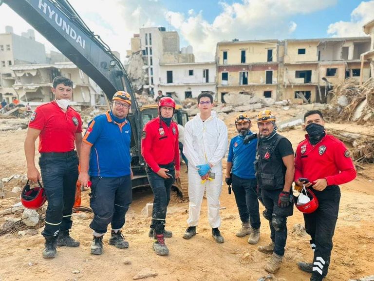 وائل هبيل عضو فريق المتطوعين في درنة