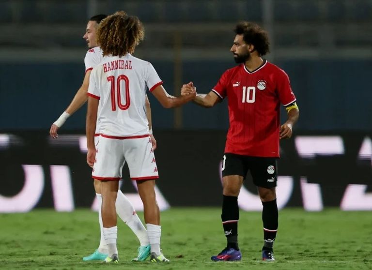 المجبري ومحمد صلاح في مباراة مصر وتونس حنبعل المجبري نجم مانشستر يونايتد