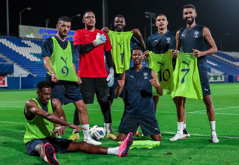 الهلال السعودي يستعد لمباراة نافباخور الأوزبكي