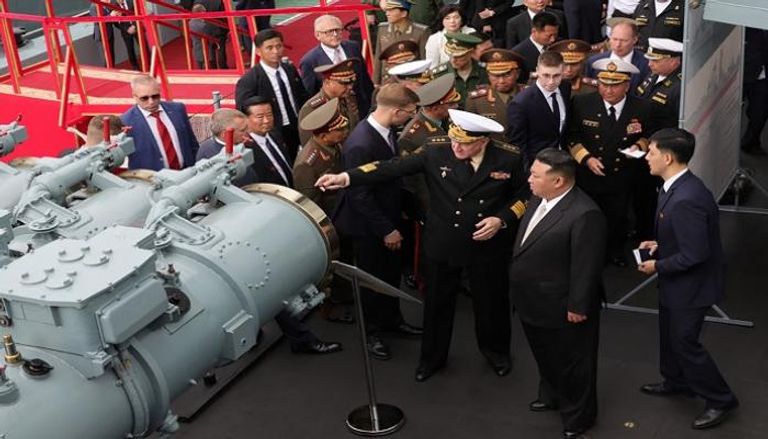زعيم كوريا الشمالية يزور فرقاطة المارشال شابوشنيكوف التابعة للأسطول الروسي