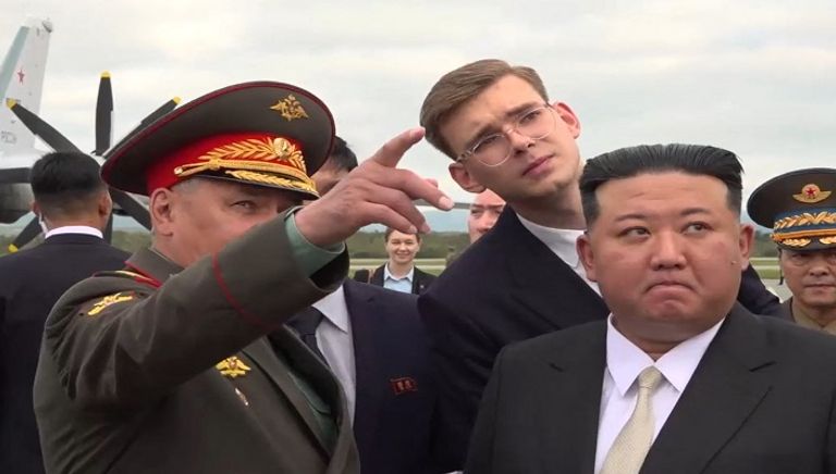 زعيم كوريا الشمالية يزور فرقاطة المارشال شابوشنيكوف التابعة للأسطول الروسي