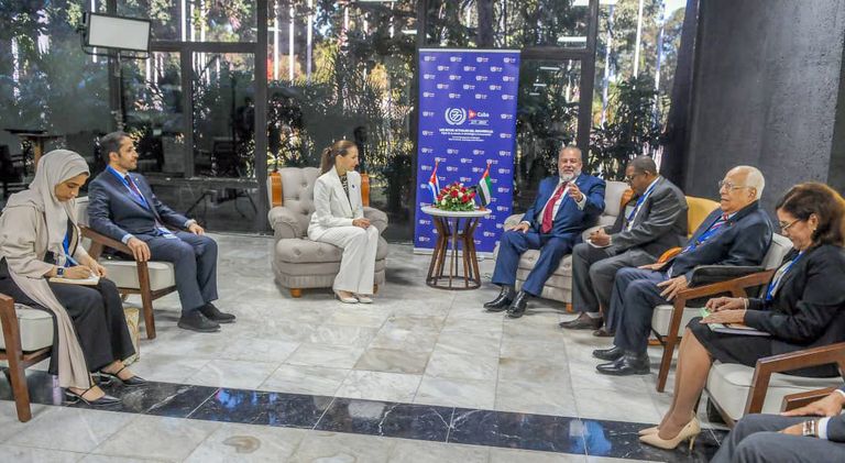 مريم بنت محمد المهيري خلال مشاركتها في قمة مجموعة الـ 77 والصين