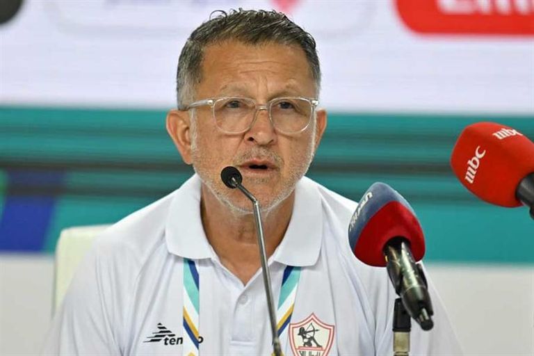 خوان كارلوس أوسوريو أحمد سيد "زيزو" وأحمد فتوح