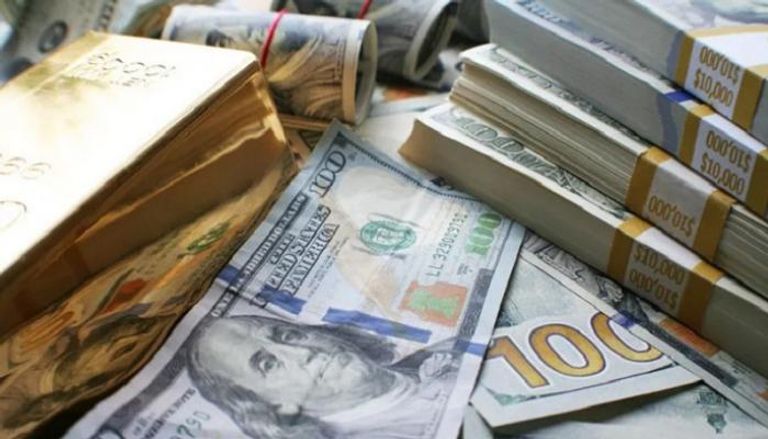 سبائك ذهبية ودولارت