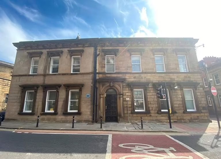 محكمة Magistrates Court  محكمة Magistrates Court