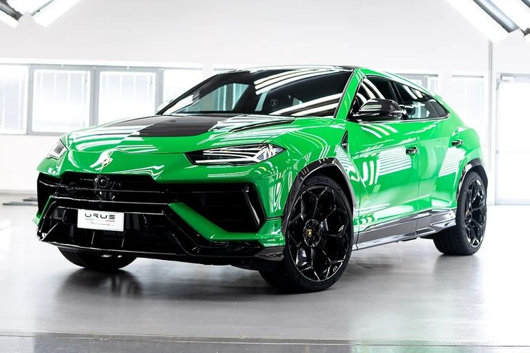 Lamborghini Urus Performante Mercedes-Maybach GLS 600