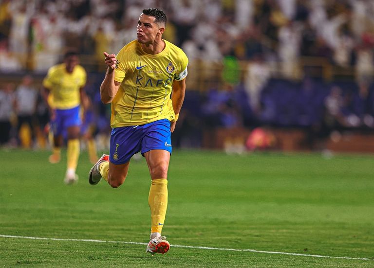 كريستيانو رونالدو في مباراة النصر والأهلي في الدوري السعودي كريستيانو رونالدو في مباراة النصر والأهلي في الدوري السعودي