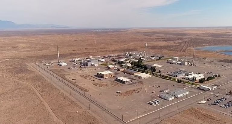 الدخان المتصاعد من أحد مختبرات إيداهو الأمريكية