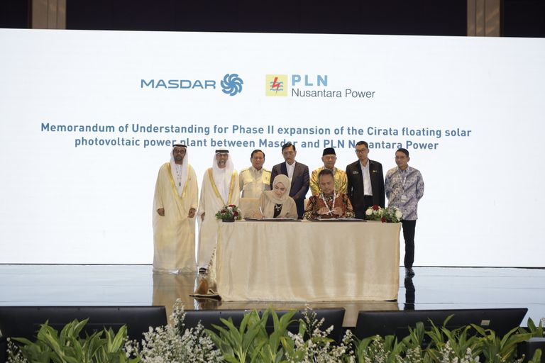 علما دولة الإمارات وإندونيسيا