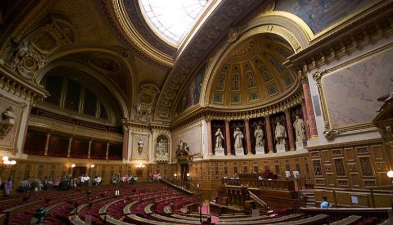 قاعة مجلس الشيوخ الفرنسي