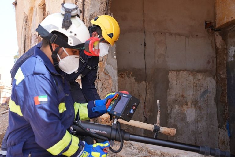 فريق الإنقاذ الإماراتي في درنة الليبية