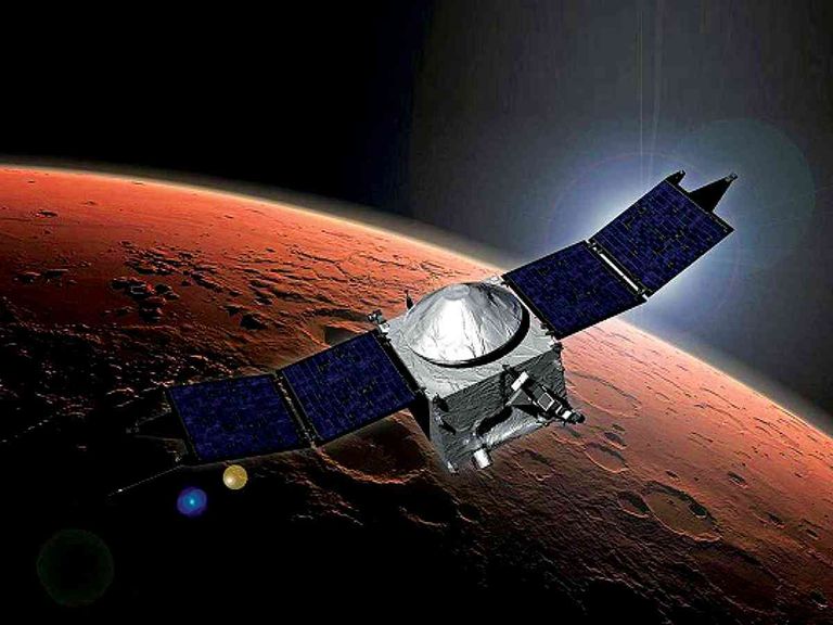 كبسولة فضائية