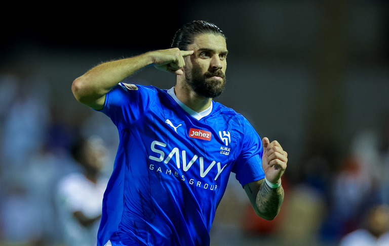 روبن نيفيز نجم الهلال السعودي الهلال السعودي