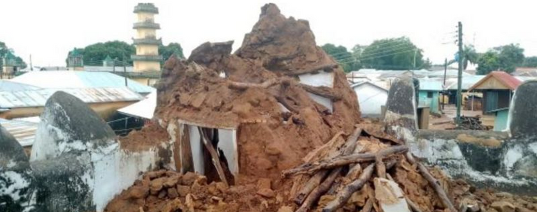 مسجد غانا المتهدم