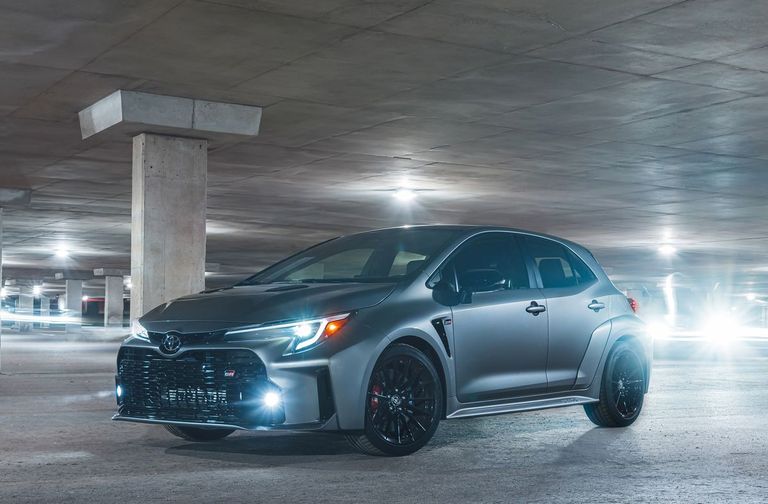 سعر تويوتا كورولا