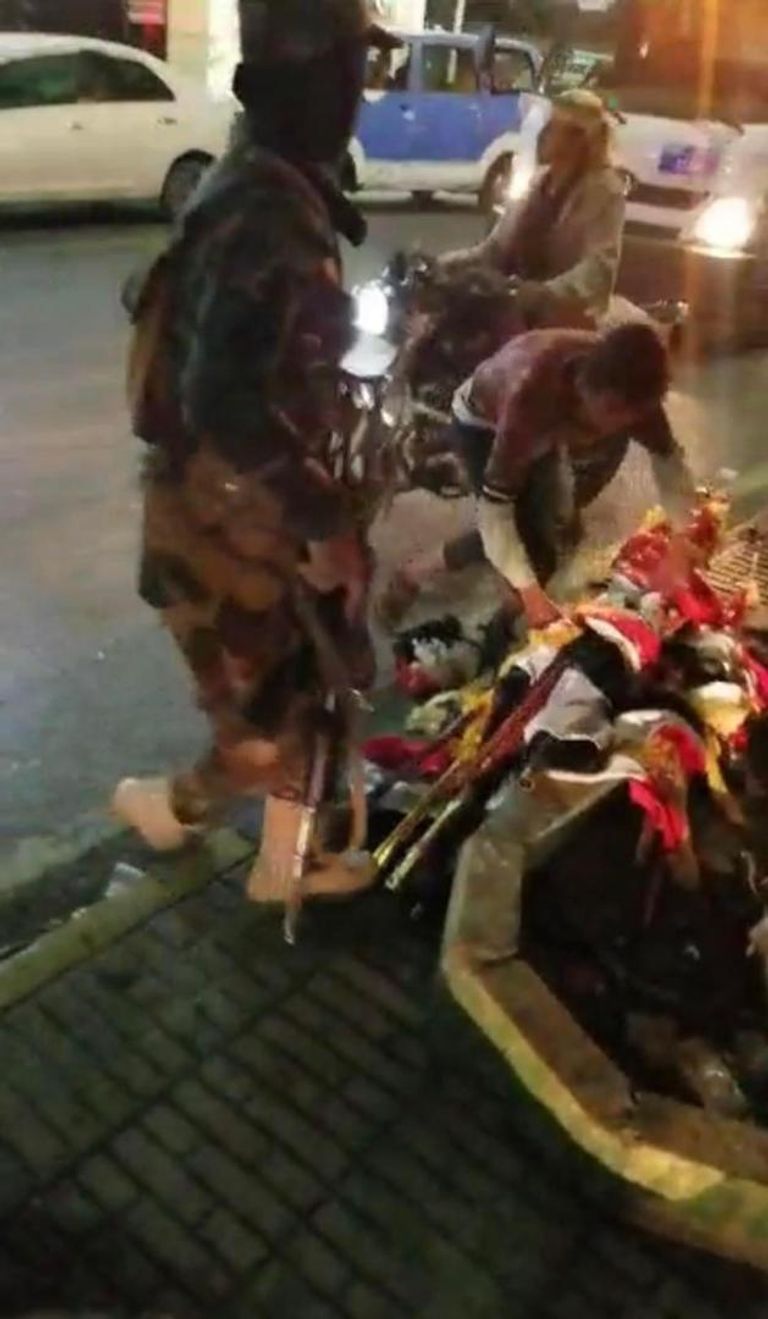 جانب من قمع الحوثي لاحتفالات اليمنيين