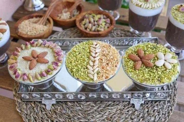 مخاريط الصنوبر الحلبي في حقول "الزقوقو"