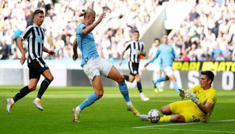 نيوكاسل ضد مانشستر سيتي