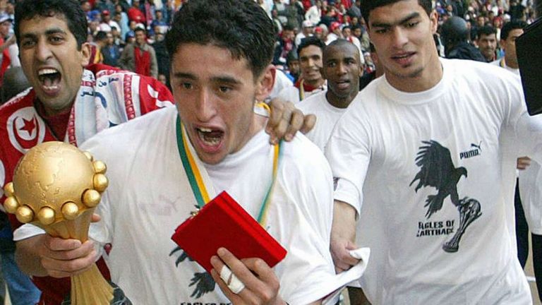 منتخب تونس 2004 كريم حقي نجم منتخب تونس الأسبق