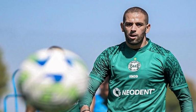 إسلام سليماني نجم منتخب الجزائر