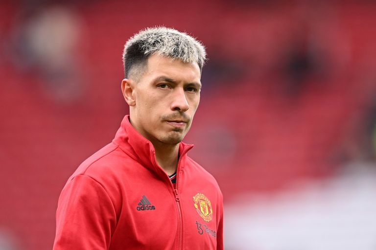 ليساندرو مارتينيز تين هاغ مدرب مانشستر يونايتد وهاري ماغواير