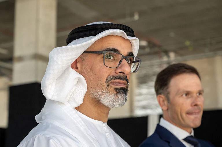 الشيخ خالد بن محمد بن زايد آل نهيان يزور مشاريع تطويرية في بلغراد