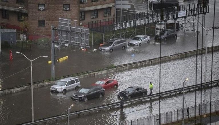 مياه الأمطار أغرقت شوارع نيويورك