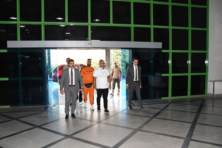 اللاعب المصري أشرف فولة 