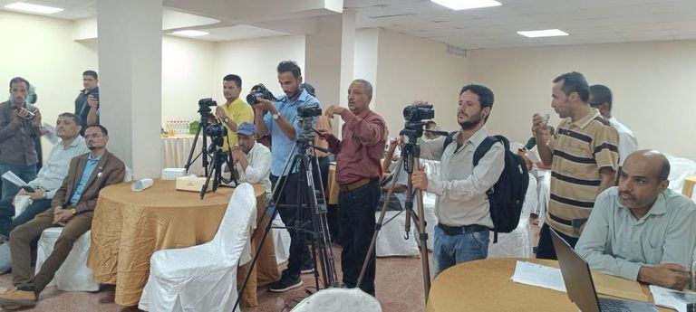 أحد الأطفال في معسكرات الحوثيين باليمن