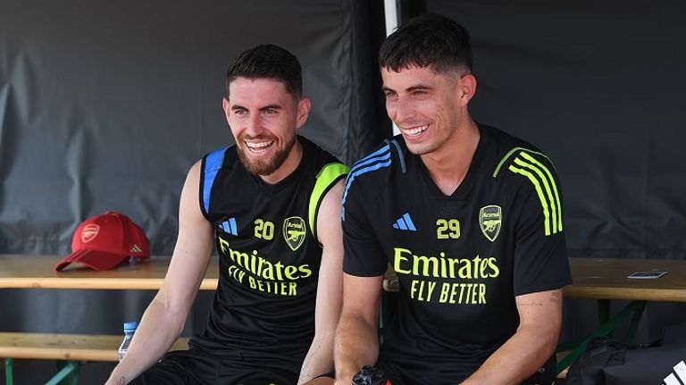 هافيرتز وجورجينيو فريق برشلونة