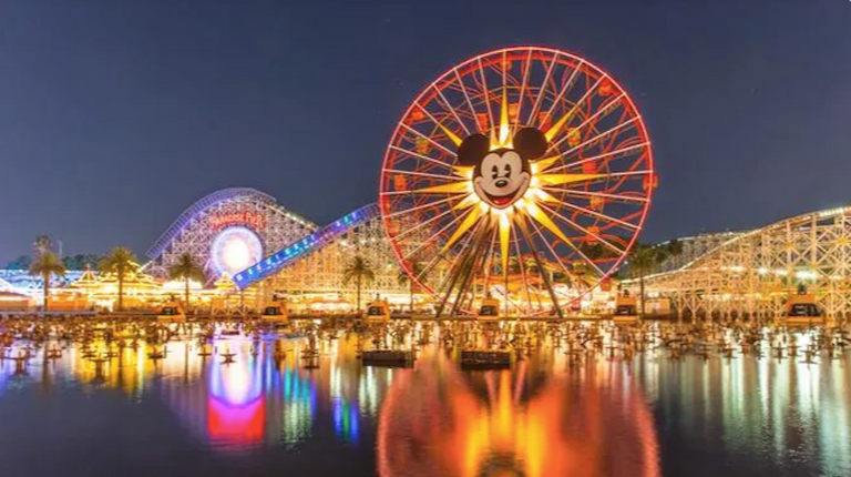 متنزهات ديزني لاند