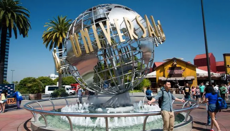 متنزهات ديزني لاند