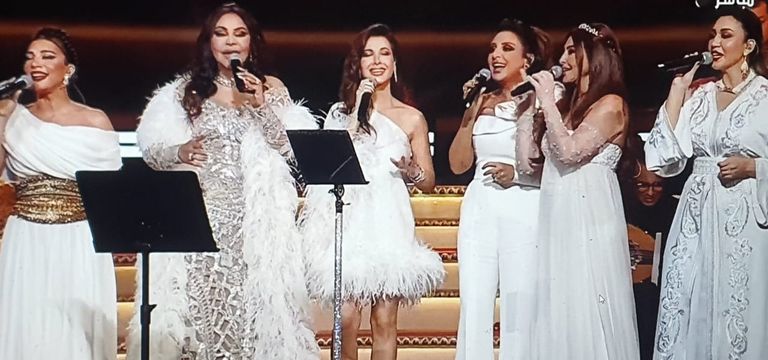 عمرو دياب في حفل دبي