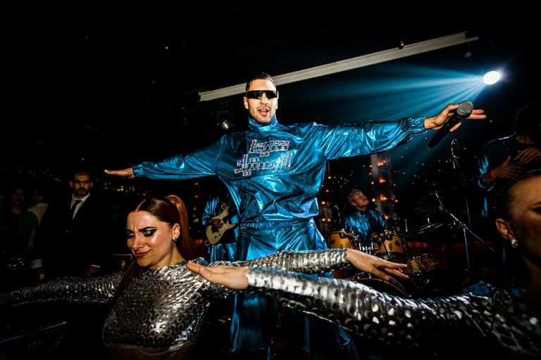 عمرو دياب في حفل دبي