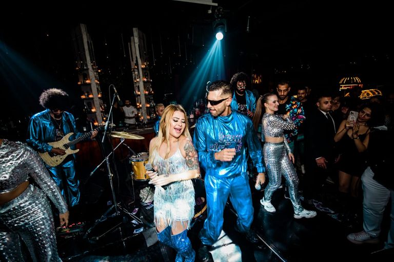 عمرو دياب في حفل دبي