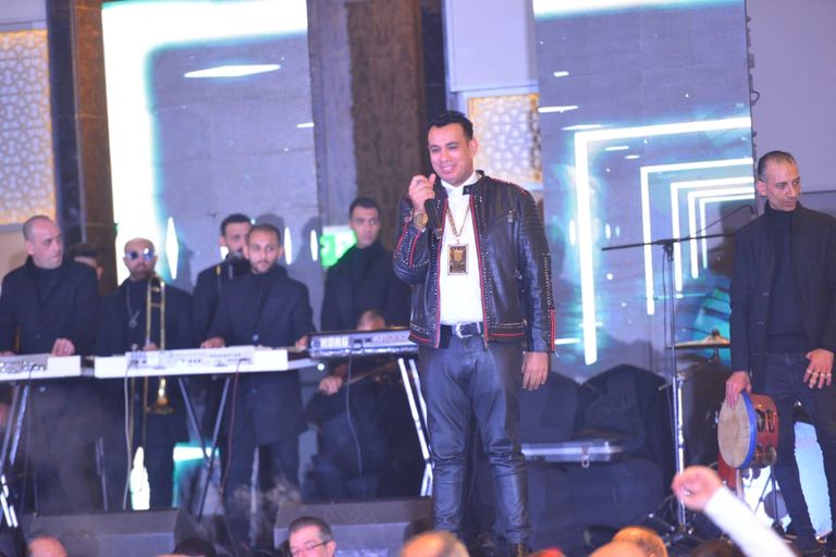 عمرو دياب في حفل دبي