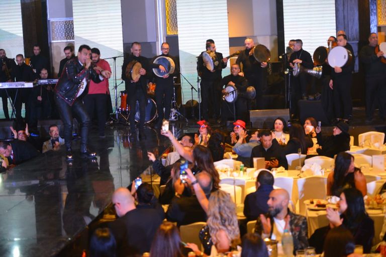 عمرو دياب في حفل دبي