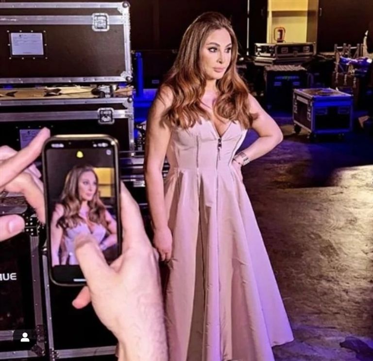 إليسا ونانسي عجرم