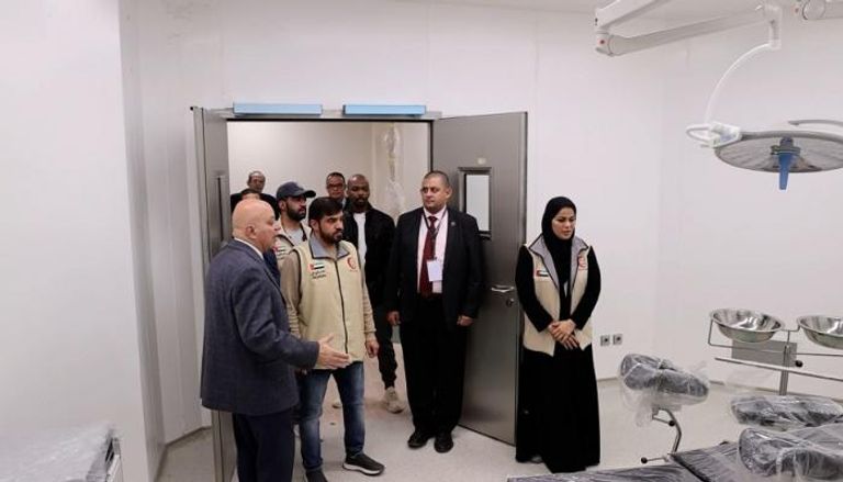 وفد الهلال الأحمر الإماراتي يتفقد المستشفى