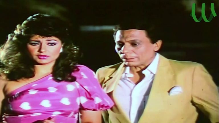 الفنانة ليلي علوي مع ابنها خالد