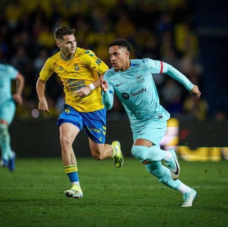 فيتور روكي فيتور روكي مهاجم برشلونة الجديد