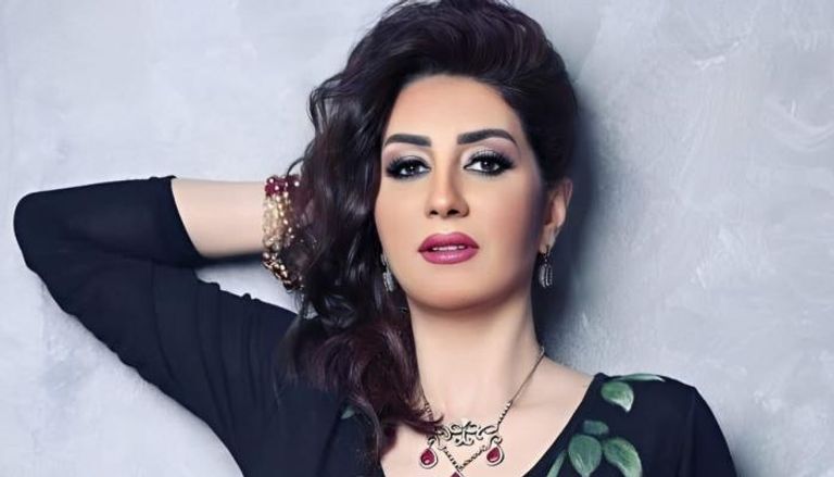 الفنانة المصرية وفاء عامر