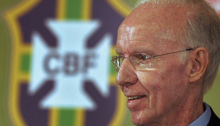 الأسطورة ماريو زاغالو الراحل ماريو زاغالو مع بيليه