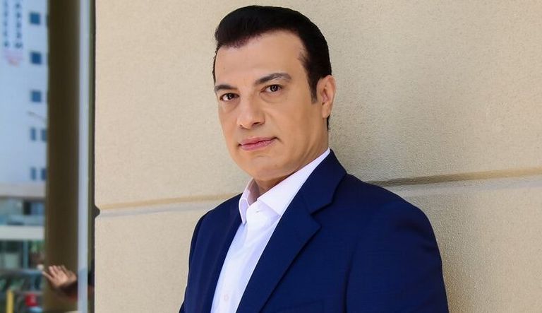 الفنان إيهاب توفيق 