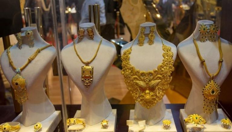 مشغولات ذهبية متنوعة - أرشيفية