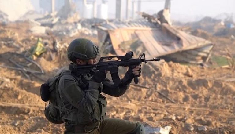 جندي إسرائيلي في غزة - رويترز